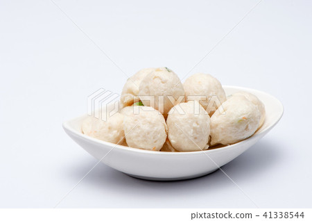 Fish balls, flower sticks, balls, fish Meat Ball 41338544