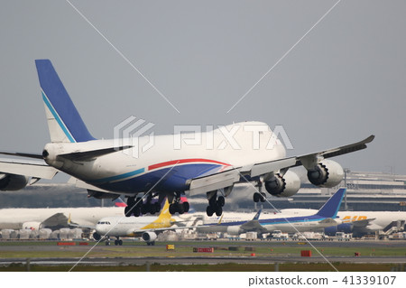 B 747的貨運飛機 41339107