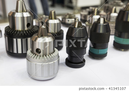 Chuck for tool holder ; For machining process Chuck for tool holder ; For machining process 41345107