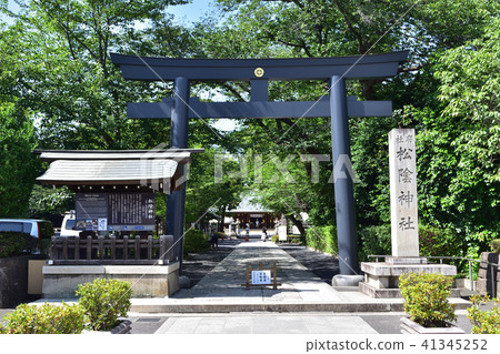 The torii of Matsuno shrine The torii of Matsuno shrine 41345252