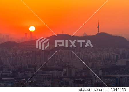 Sunset at Seoul City Skyline,South Korea 41346453
