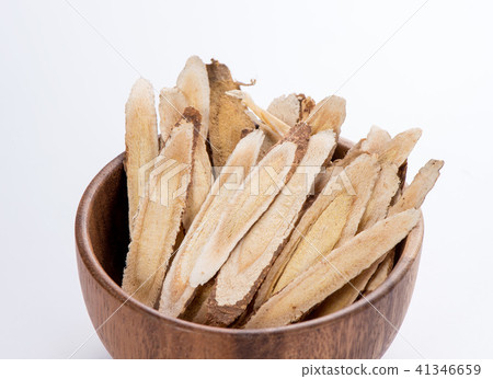 中國傳統中藥材 黃耆 黃芪 白色背景 留空 Astragalus chinese herbal 41346659