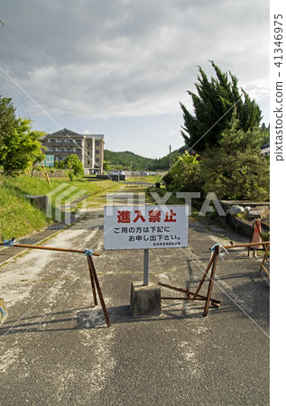 超越Shigaraki車站的軌道 超越Shigaraki車站的軌道 41346975