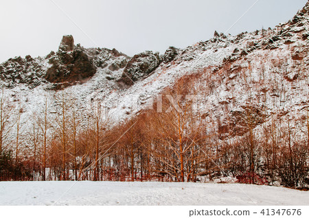 Hokkaido Usuzan mountain in winter snow Hokkaido Usuzan mountain in winter snow 41347676