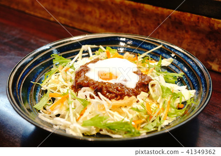 Salad Udon 41349362