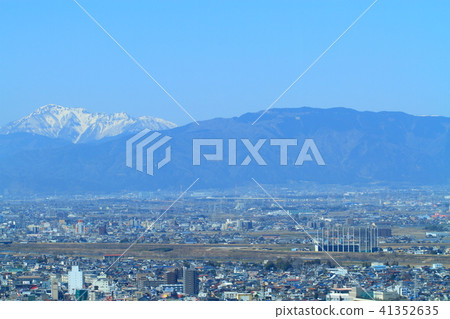 從Ibuki觀看的岐阜市觀城市岐阜市塔43 41352635
