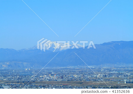 從Ibuki觀看的岐阜市觀城市岐阜市塔43 41352636