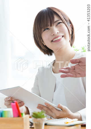 a working woman a working woman 41353203