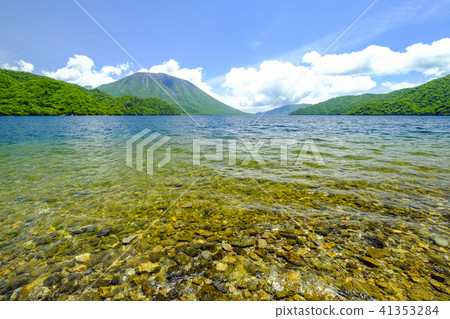 Summer resort of the plateau, Lake Chuzenji 41353284