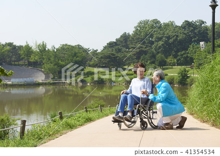 senior senior 41354534