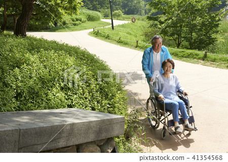 senior senior 41354568