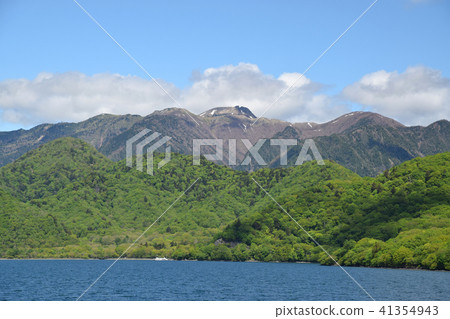 來自中禪寺湖的白蘭山 41354943