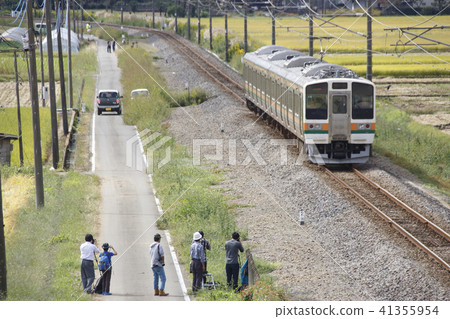 阻擋道路的“射擊鐵”組 41355954