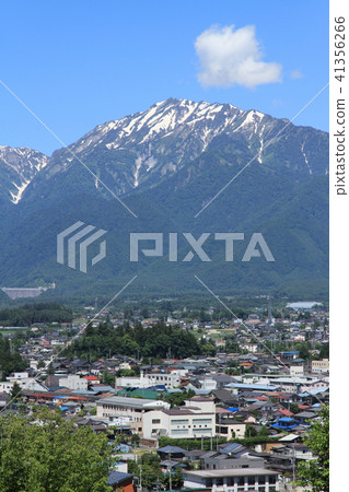 長野縣大豆町，初夏的北阿爾卑斯山腳下 41356266