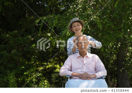Caregiving image family Caregiving image family 41358444
