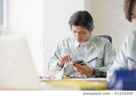 Portrait Male 20's 30's Japanese 2 salaried worker technician job precision instrument Portrait Male 20's 30's Japanese 2 salaried worker technician job precision instrument 41359300
