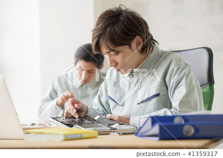 Portrait Male 20's 30's Japanese 2 salaried worker technician job precision instrument 41359317