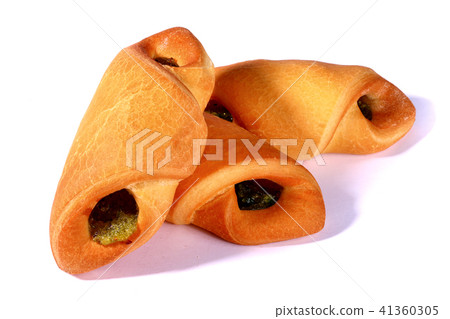 Jam filled sweet buns 41360305
