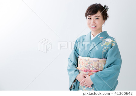 和服的女人（微笑） 41360642