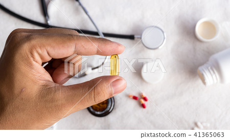 equipment for support people sick with stethoscope equipment for support people sick with stethoscope 41365063