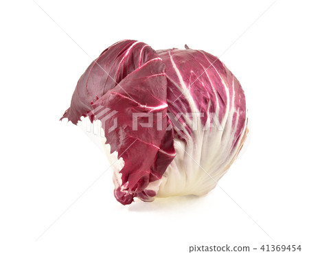 red cabbage isolated on white 41369454