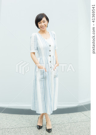 女性形象全身一片 女性形象全身一片 41369541