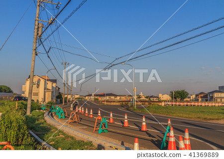四向路的風景在春天早晨 四向路的風景在春天早晨 41369889