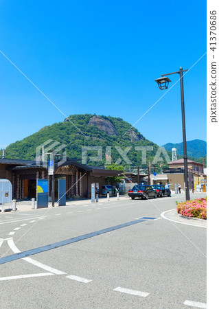 Otsuki station and Mt. Iwasaki Otsuki station and Mt. Iwasaki 41370686