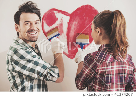 Young couple during renovation in apartment 41374207