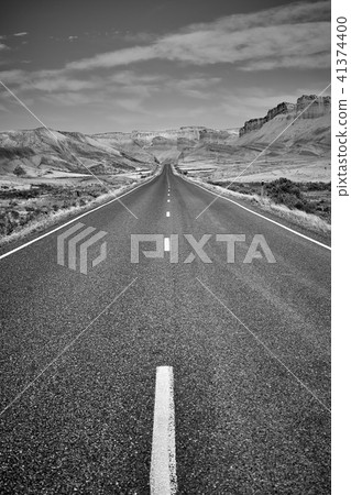 Black and white picture of a scenic road, USA. 41374400