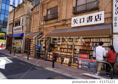 May Kanda Jimbocho 01 old book store district 41375221