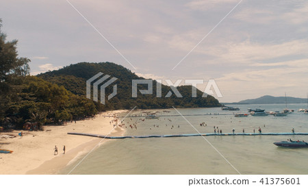 Island KO-HE in Thailand, shooting from a quadrocopter. Island KO-HE in Thailand, shooting from a quadrocopter. 41375601
