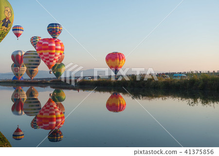 Saga International Balloon Fiesta 41375856