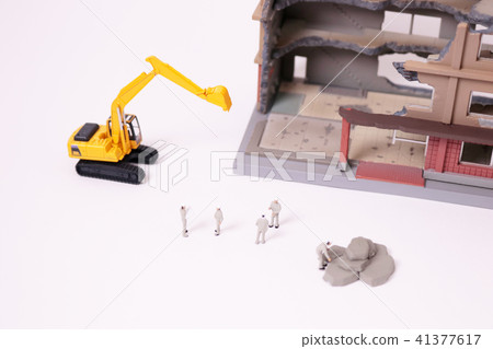 Construction of demolition construction heavy machinery Construction of demolition construction heavy machinery 41377617