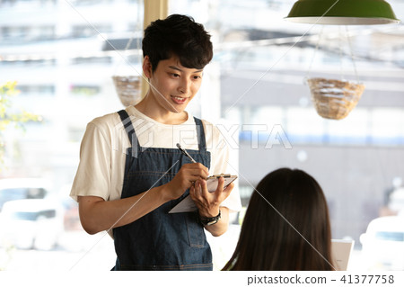 Cafe clerk men Cafe clerk men 41377758