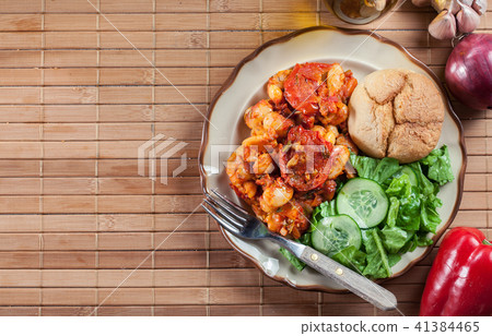 Baked giant beans with tomato sauce Baked giant beans with tomato sauce 41384465