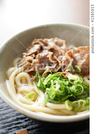 Meat noodles 41385913