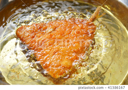 炸竹莢魚 41386167