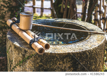 Japanese Tsubaiai Japanese Tsubaiai 41386243