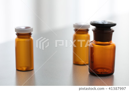 一瓶 一瓶 41387997