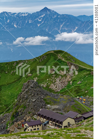 Hakodake Mountain top and mountain range 41388081