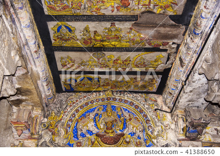 Paintings on the ceiling, Brihadishvara Temple  41388650