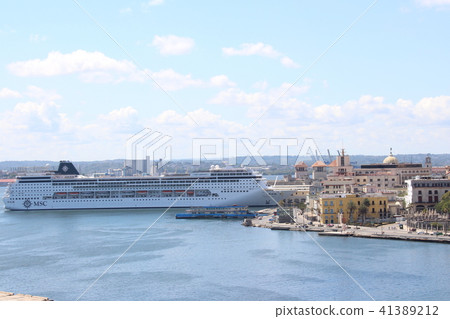 Cabanha Fortress and the sea Cabanha Fortress and the sea 41389212