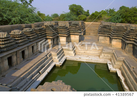Step well, Doddabasappa Temple 41389567