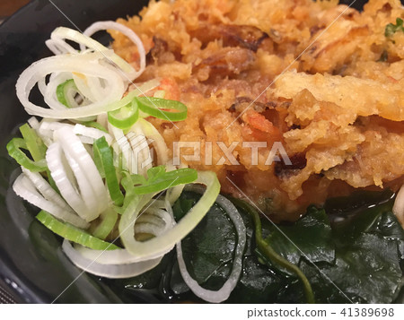 Delicious tempura soba 41389698