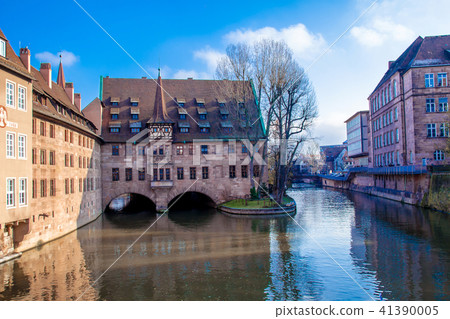 View of the Heilig-Geist-Spital in Nuremberg View of the Heilig-Geist-Spital in Nuremberg 41390005