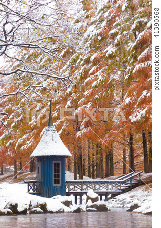 Moomin Valley in winter Moomin Valley in winter 41390568