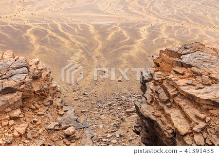 view from the mountain to the desert, Sahara Desert view from the mountain to the desert, Sahara Desert 41391438