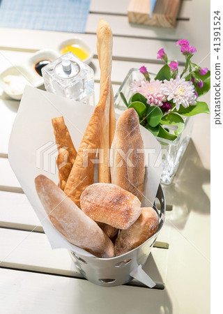 Bread Bread 41391524