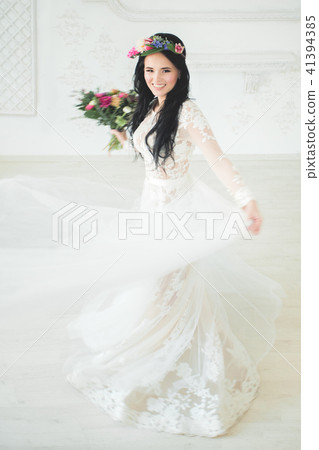 Beautiful Young Woman Fiancee in White Dress Beautiful Young Woman Fiancee in White Dress 41394385